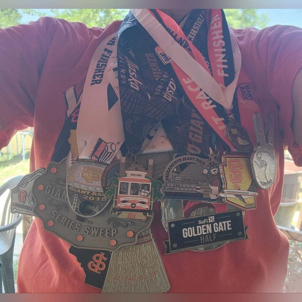 SF Giants 5k race womens jerseys and medals and hats